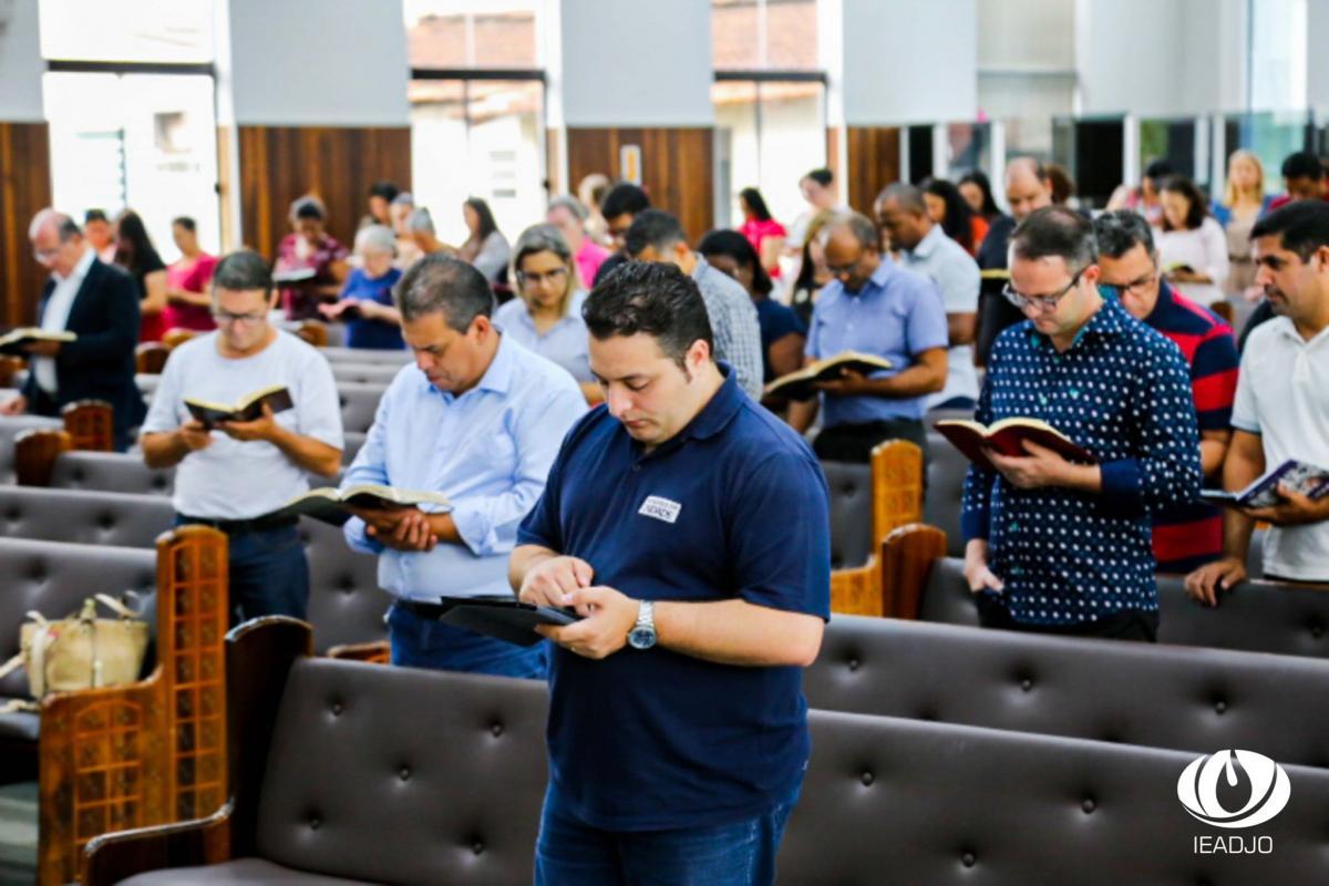 Deputada Ana Caroline Campagnolo palestra para pastores e esposas na IEADJO - Março 2020