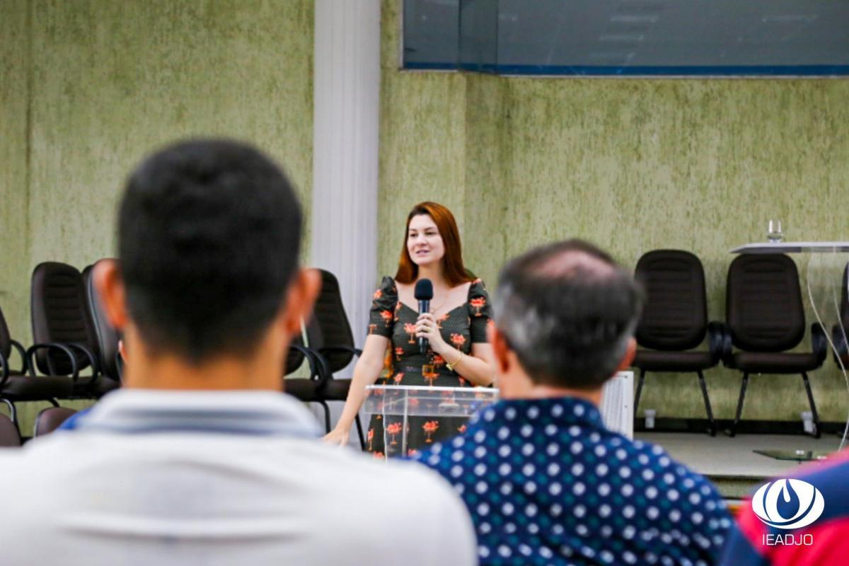 Deputada Ana Caroline Campagnolo palestra para pastores e esposas na IEADJO - Março 2020