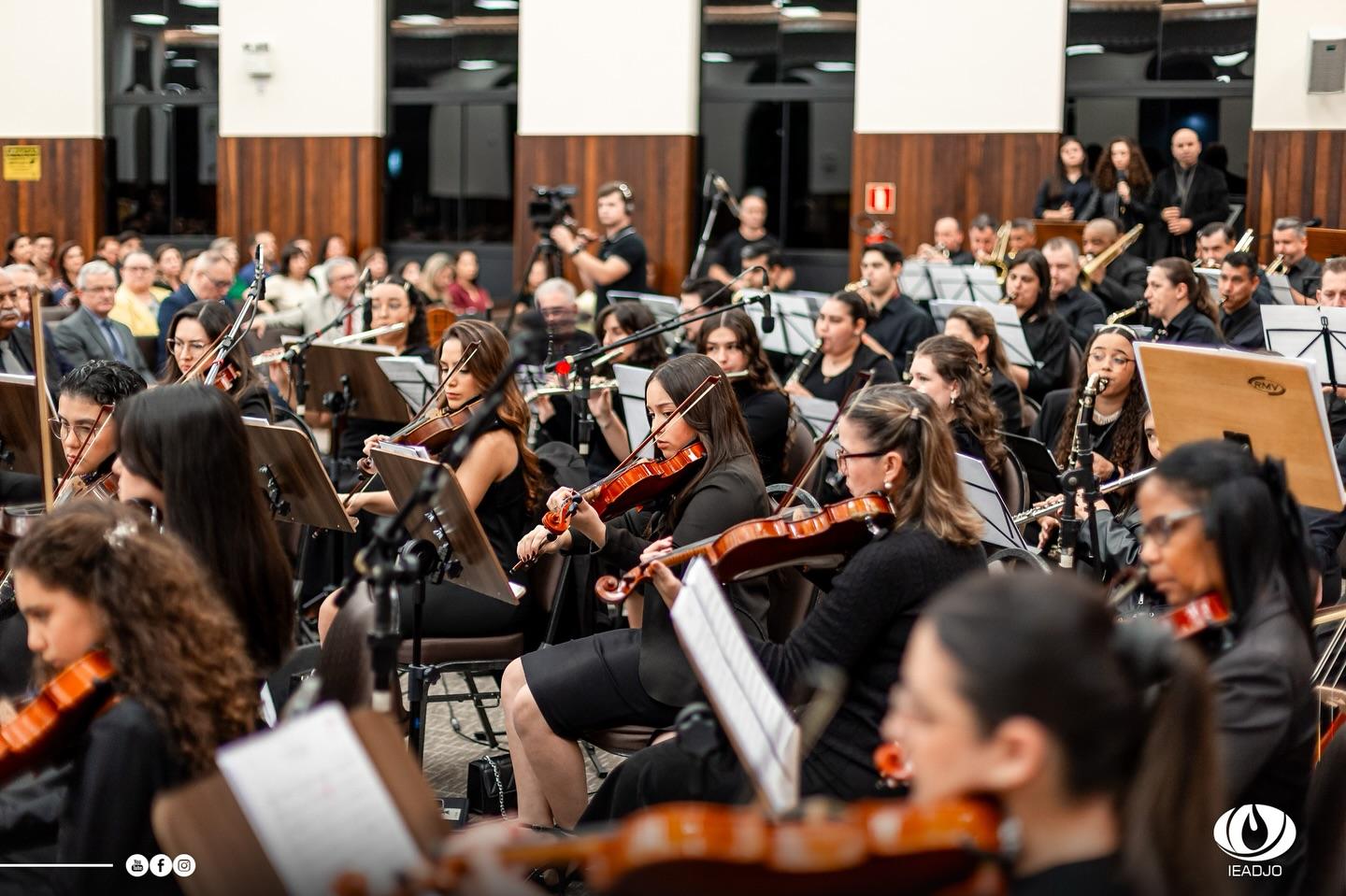 Ação de Graças Coral e Orquestra IEADJO