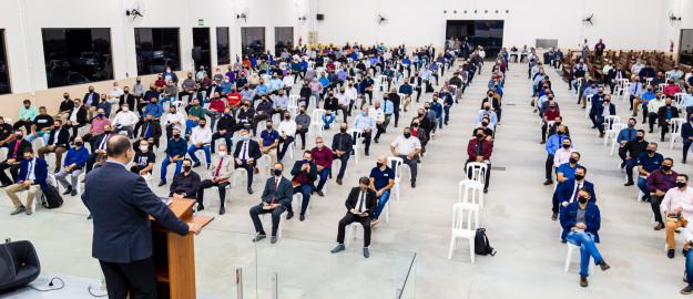 “Deus está movimentando a igreja”, afirma Pr. Sérgio Melfior em Reunião com pastores, primeiros e segundos dirigentes de congregações “Deus está movimentando a igreja”, afirma Pr. Sérgio Melfior em Reunião com pastores, primeiros e segundos dirigentes de congregações