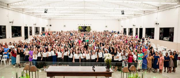 9ª Conferência feminina é marcada por cura e restauração 9ª Conferência feminina é marcada por cura e restauração
