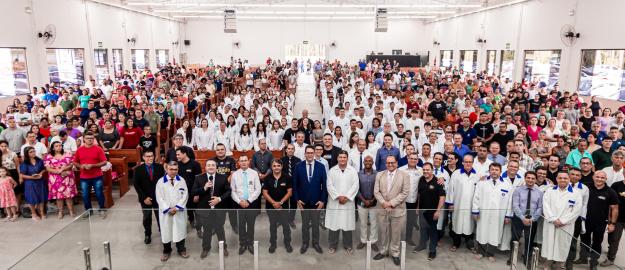 IEADJO recebe 135 novos membros em primeiro Batismo de 2024 IEADJO recebe 135 novos membros em primeiro Batismo de 2024
