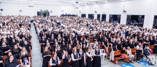 UFADVILLE reúne mulheres para o 61º Congresso Geral UFADVILLE reúne mulheres para o 61º Congresso Geral