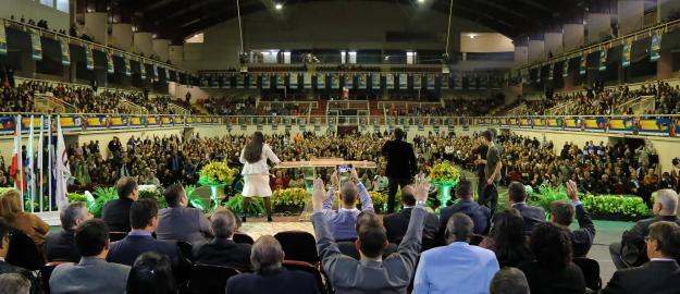 CONFIRA: Abertura do XVII Congresso Internacional de Missões Siloé foi marcante 