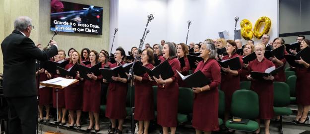 IEADJO celebra os 80 anos do Coral Harmonia Santa e 30 anos da Orquestra Filarmônica