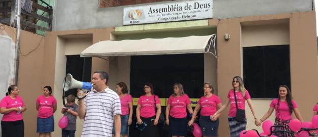 Caminhada Evangelística e Conscientizadora Marcam o Outubro Rosa no Estevão de Mattos