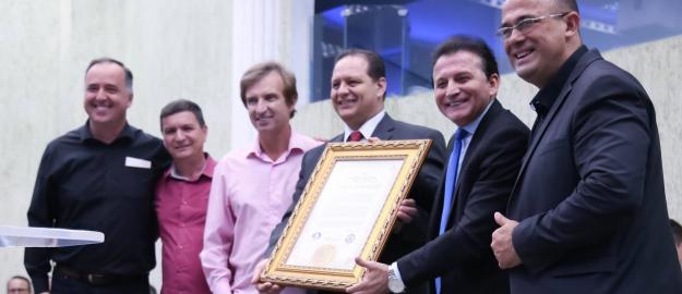 Pastor Sérgio Melfior é homenageado pela Câmara de Vereadores de Joinville