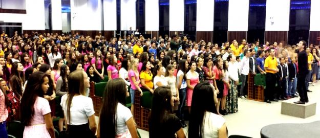 Mais de 2,5 mil adolescentes participam do 11 Congresso Geral da Uniaadjo Mais de 2,5 mil adolescentes participam do 11 Congresso Geral da Uniaadjo