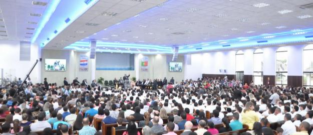 CONFIRA A PROGRAMAÇÃO: Cruzada Missionária inicia nesta segunda-feira (06) CONFIRA A PROGRAMAÇÃO: Cruzada Missionária inicia nesta segunda-feira (06)