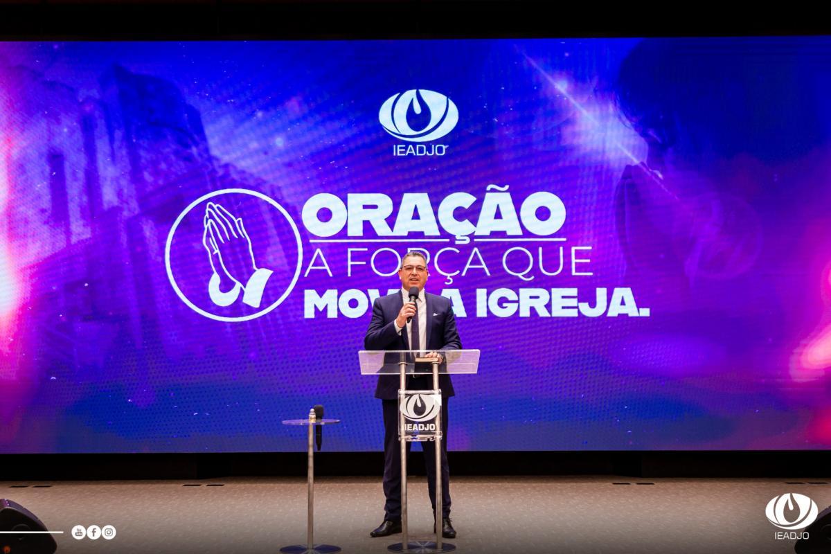 12 Dias de Clamor: Departamento de Missões Siloé participa da sexta noite e novos presbíteros são ordenados