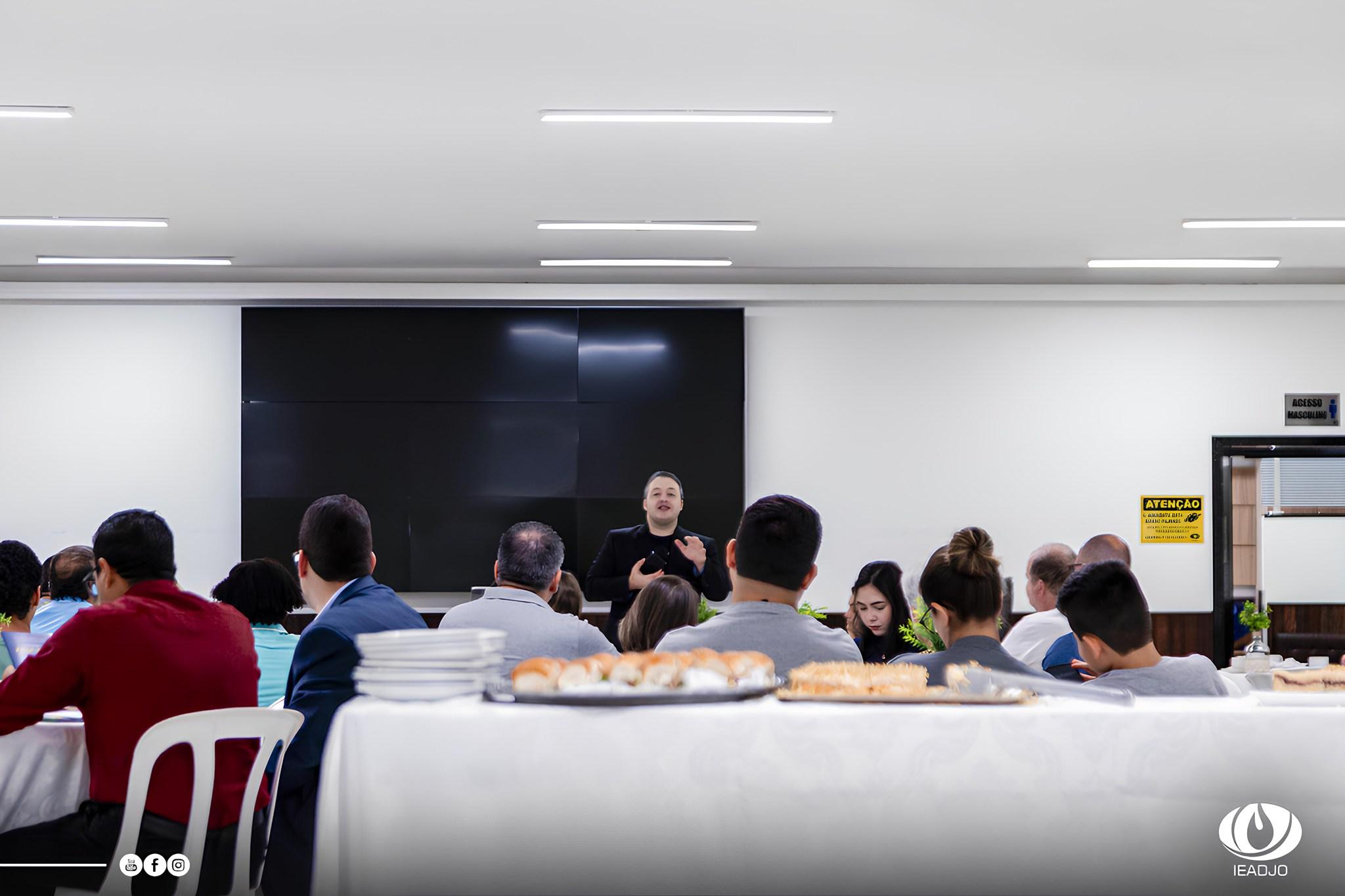 Café com o Pastor.