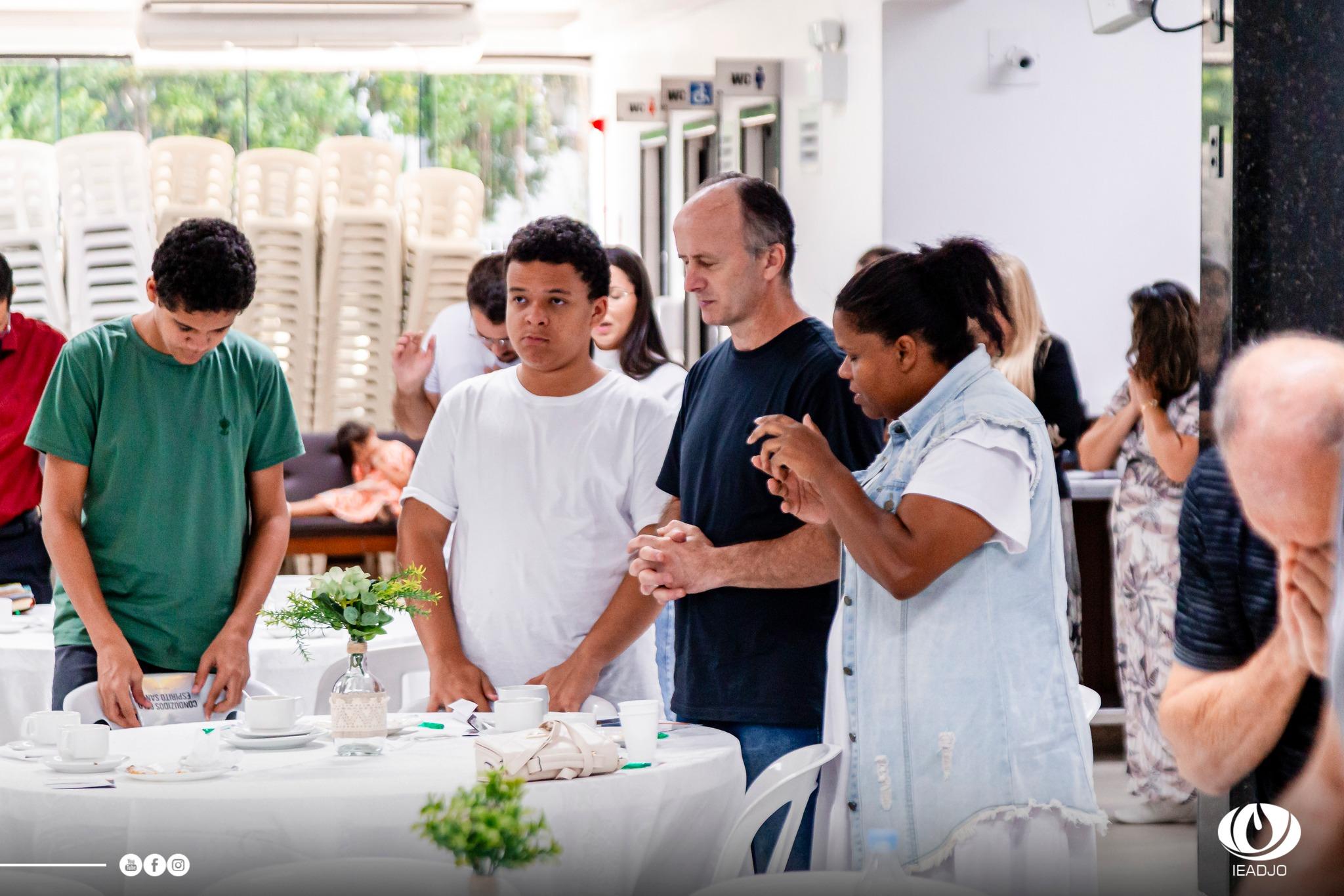Café com o Pastor.