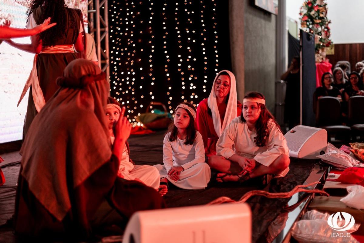 Culto de Natal: IEADJO emociona com apresentação do espetáculo “O Melhor Presente de Natal”
