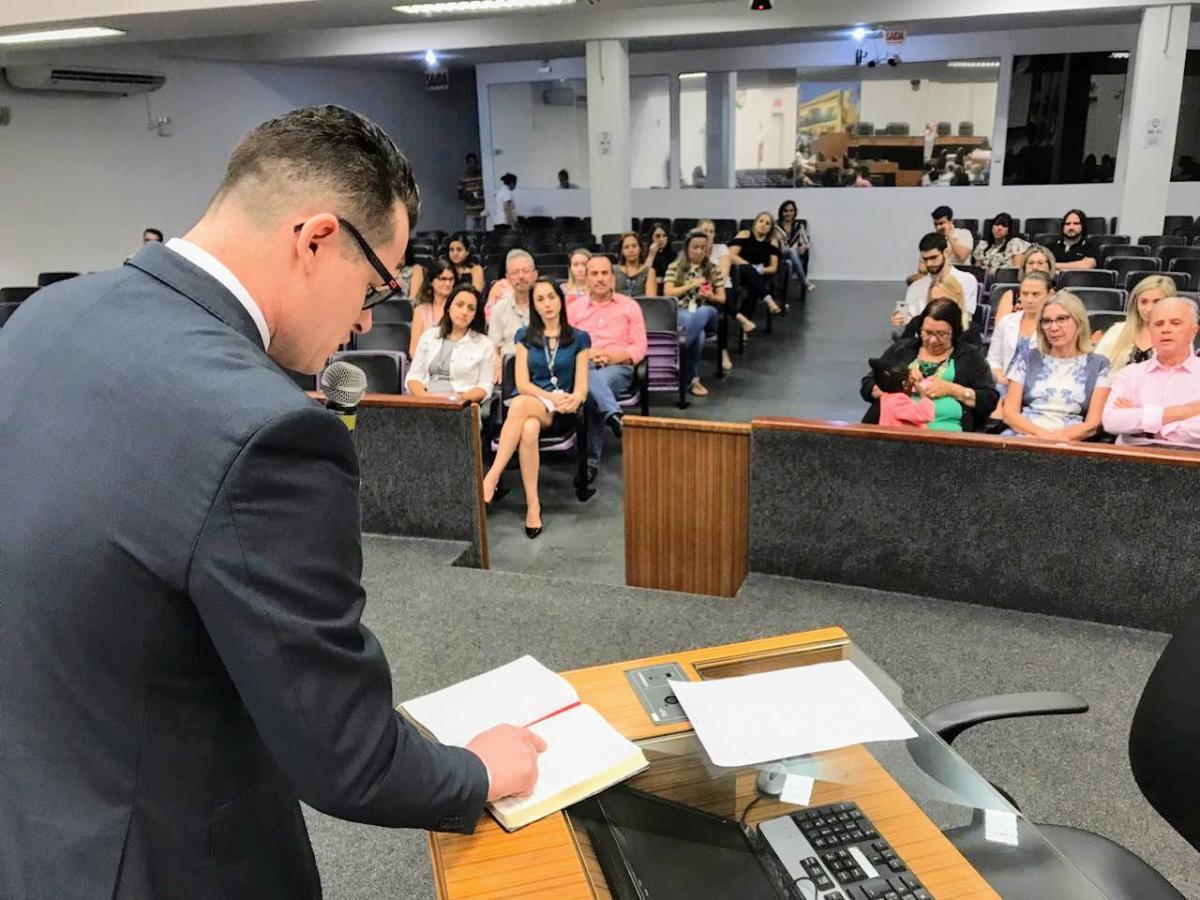Representantes da IEADJO falam sobre a Páscoa em evento para servidores da CVJ