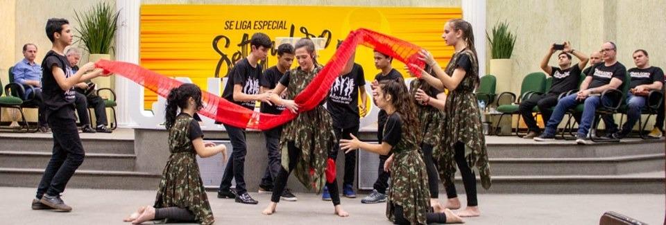 SETEMBRO AMARELO: “Se Liga Especial” reúne centenas de adolescentes da UNIAADJO 2019