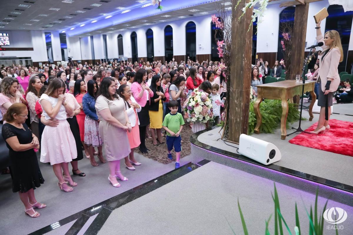 UFADVILLE realiza Culto Rosa e homenagem a Rede Feminina de Joinville - Outubro 2018