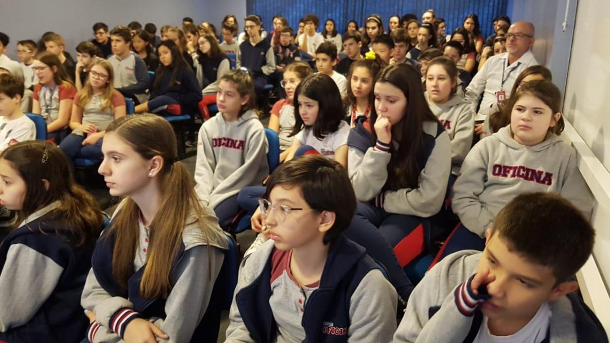 UMADJO/Chi Alpha realiza palestras em escolas e universidades de Joinville - Setembro 2019